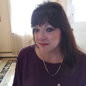 Meet your Posher, Claire pellegrini